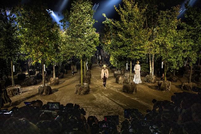 Dior celebrates nature to kick off Paris Fashion Week | iNFOnews.ca