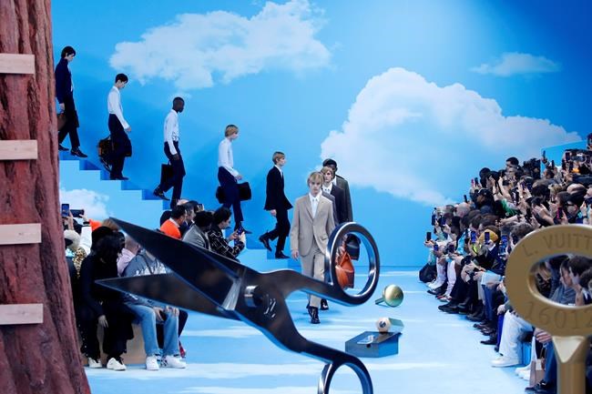 Boyhood and theatrics mark Paris Fashion Week men's shows | iNFOnews.ca