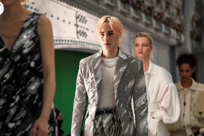 Chanel celebrates cinema industry to cap Paris Fashion Week | iNFOnews.ca