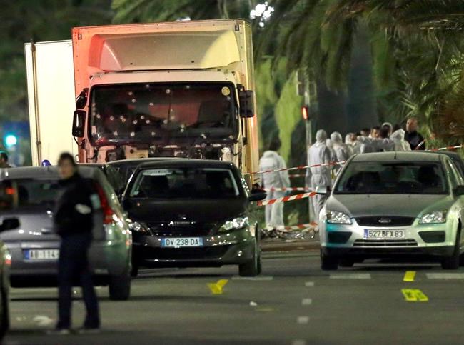 8 new arrests in France truck attack that killed 86 in Nice | iNFOnews.ca