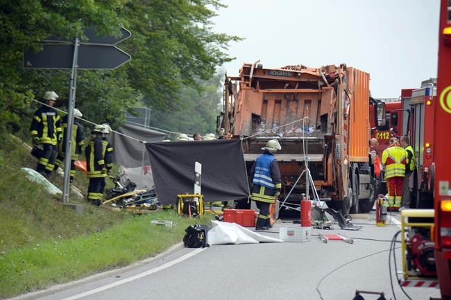 Report: 5 killed as German garbage truck tips onto car | iNFOnews.ca