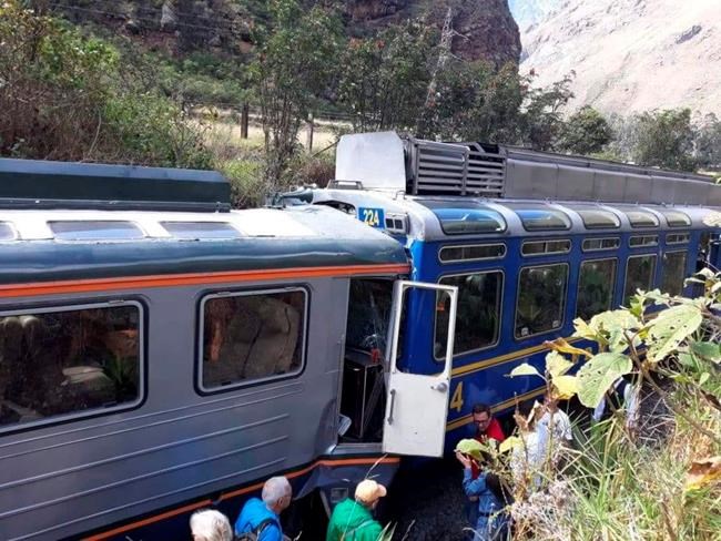 10 injured after trains crash near Peru's Machu Picchu | iNFOnews.ca 10 injured after trains crash near Peru's Machu Picchu | iNFOnews.ca