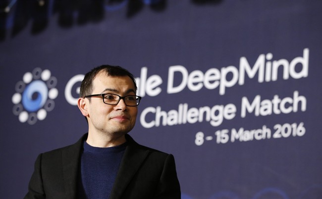 Google's software beats human Go champion in first match | iNFOnews.ca CP36671162