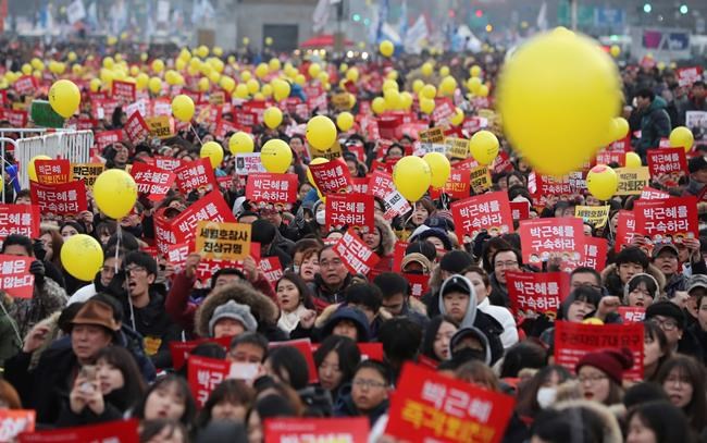 Supporters of impeached SKorean leader clash with protesters | iNFOnews.ca CP402271974