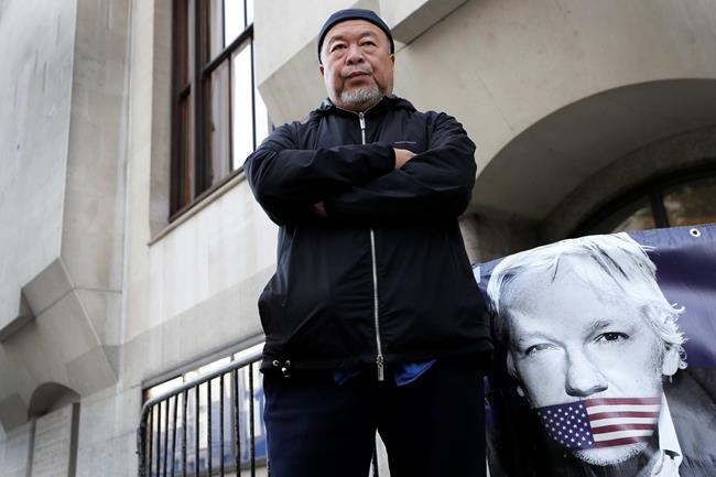 Dissident Ai Weiwei protests possible extradition of Assange | iNFOnews.ca