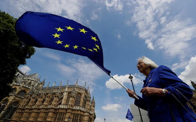 UK government defeats pro-EU lawmakers on Brexit, for now | iNFOnews.ca