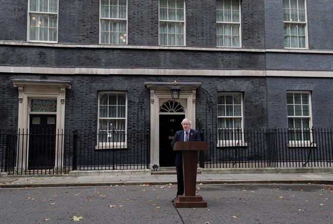 Johnson tries to shake off rocky start as UK election begins | iNFOnews.ca