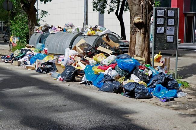 Bosnian city of Mostar awash in trash amid landfill protest | iNFOnews.ca