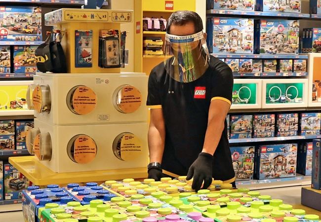 Homebound children drive surge in Lego sales | iNFOnews.ca