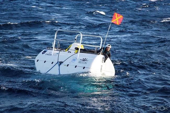 Scientists dive into 'Midnight Zone' to study dark ocean | iNFOnews.ca Scientists dive into 'Midnight Zone' to study dark ocean | iNFOnews.ca