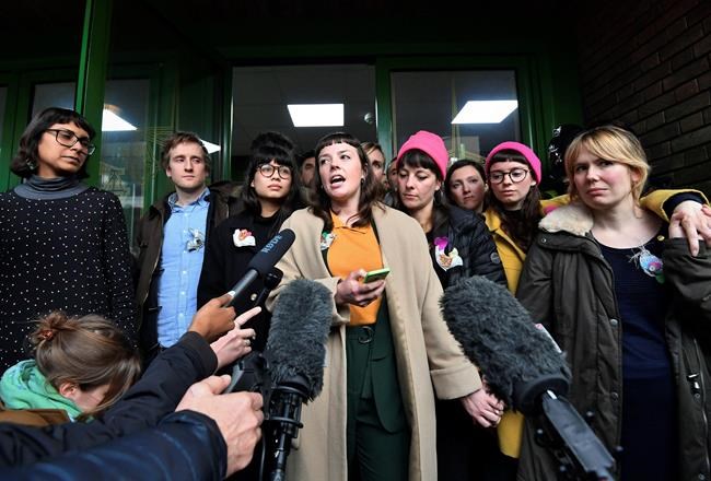 UK protesters spared jail over bid to stop deportation plane | iNFOnews.ca CP483936287