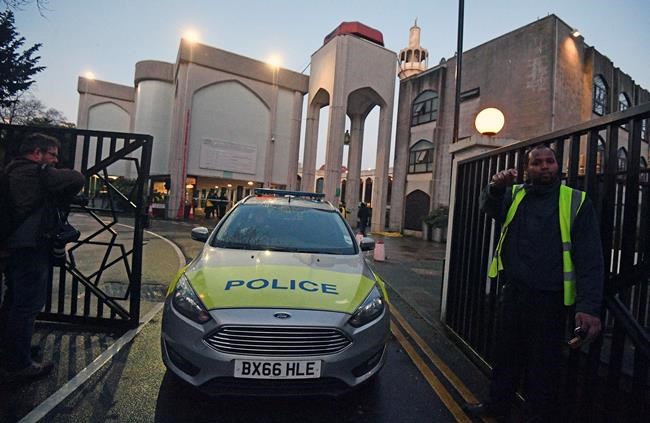 Man charged after prayer leader stabbed at London mosque | iNFOnews.ca