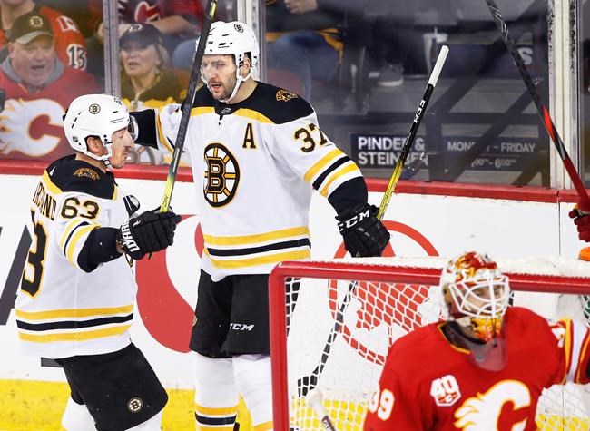 Bergeron stays hot with two goals as Bruins topple Flames 4-3 | iNFOnews.ca
