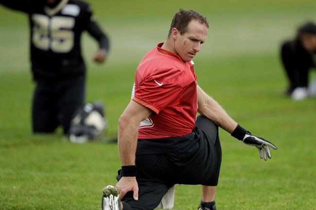 Saints QB Brees says team will kneel, then stand for anthem | iNFOnews.ca CP551756441