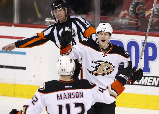 Power play, Anaheim Ducks rolling after 6-4 win over Calgary Flames | iNFOnews.ca CP36394616