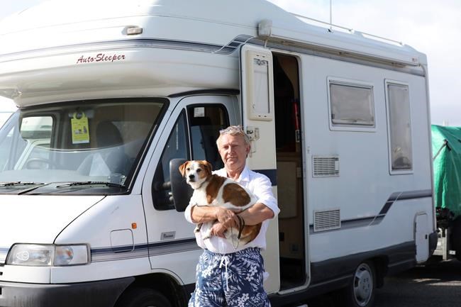 Travelling with pets: No-deal Brexit would make it far harder | iNFOnews.ca