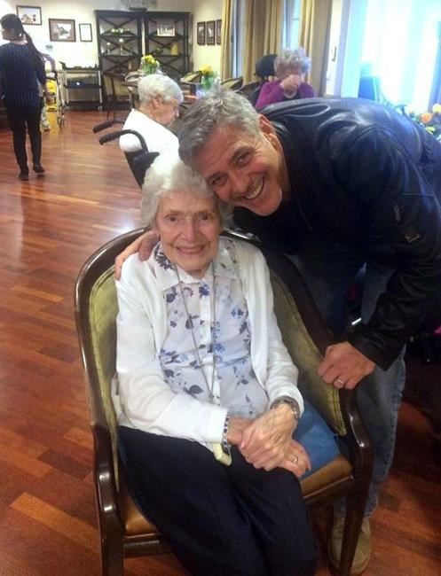 George Clooney pays surprise visit to devoted UK fan | iNFOnews.ca George Clooney pays surprise visit to devoted UK fan | iNFOnews.ca