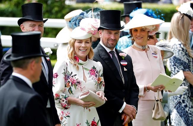 Queen's grandson Peter Phillips and wife Autumn to divorce | iNFOnews.ca