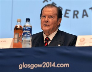 Bond, James Bond: Roger Moore makes pre-Commonwealth Games appearance for UNICEF | iNFOnews.ca CP29225358