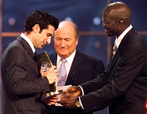 FIFA president Blatter joins election race on deadline day without naming his 5 nominees | iNFOnews.ca CP31677287
