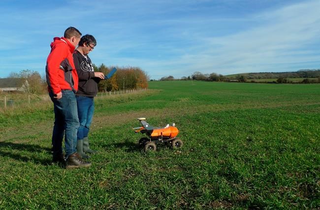 Robots in the field: farms embracing autonomous technology | iNFOnews.ca Robots in the field: farms embracing autonomous technology | iNFOnews.ca