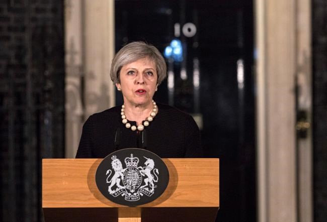 5 dead in vehicle, knife attack at British Parliament | iNFOnews.ca