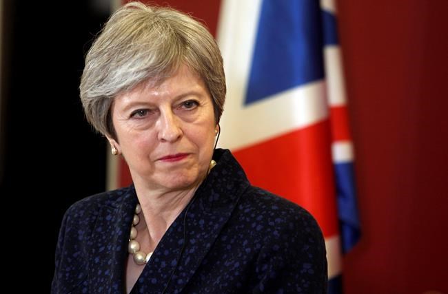 UK lifts immigration cap for medical workers amid shortages | iNFOnews.ca