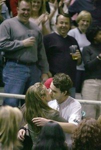 Andy Murray gets engaged to girlfriend Kim Sears, announces changes to tennis support team | iNFOnews.ca