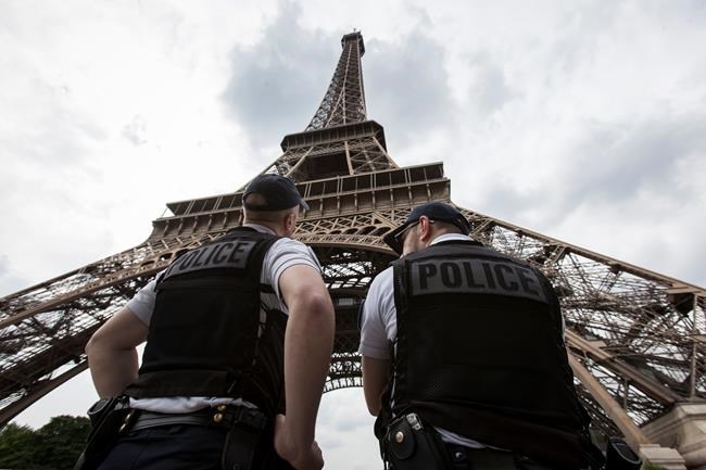 Glass wall proposed to replace Eiffel Tower metal fencing | iNFOnews.ca