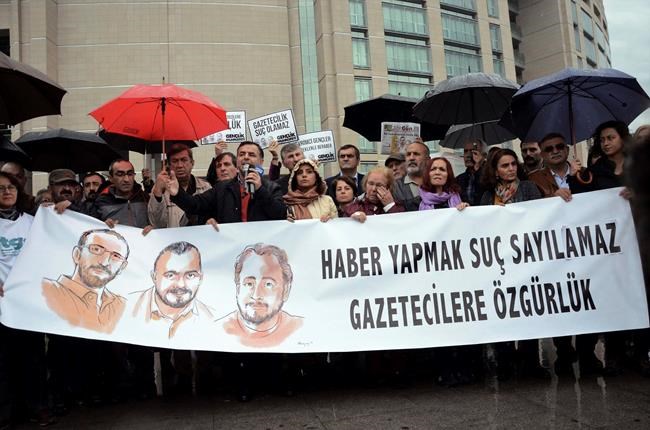 Media group: 81 reporters died, threats soared in 2017 | iNFOnews.ca