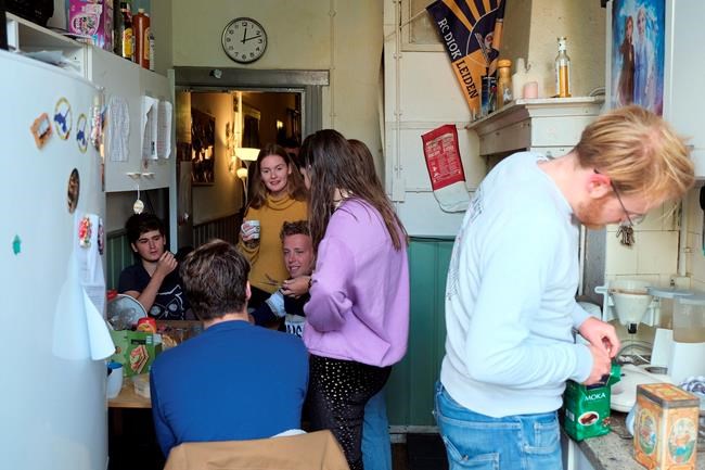 Dutch students work hard to keep virus out of shared houses | iNFOnews.ca Dutch students work hard to keep virus out of shared houses | iNFOnews.ca