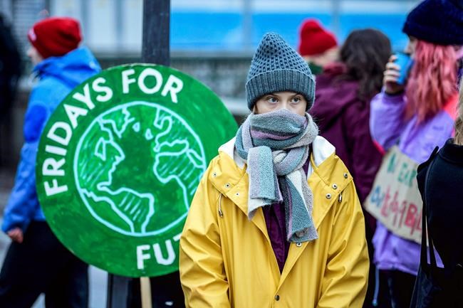 Teen activist back at Swedish parliament, where it started | iNFOnews.ca