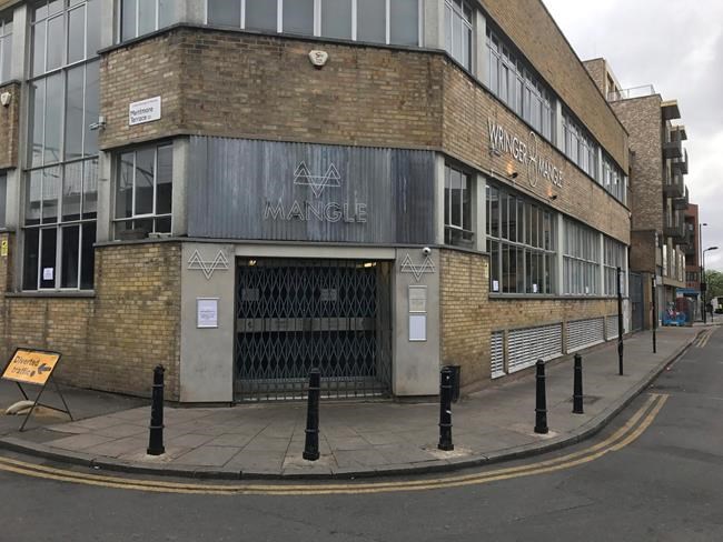 UK police investigating acid attack at London club; 12 hurt | iNFOnews.ca CP1894102039