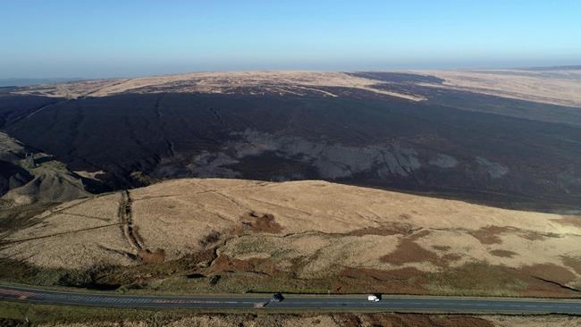 UK wildfires rip through "Winnie the Pooh" forest | iNFOnews.ca UK wildfires rip through "Winnie the Pooh" forest | iNFOnews.ca