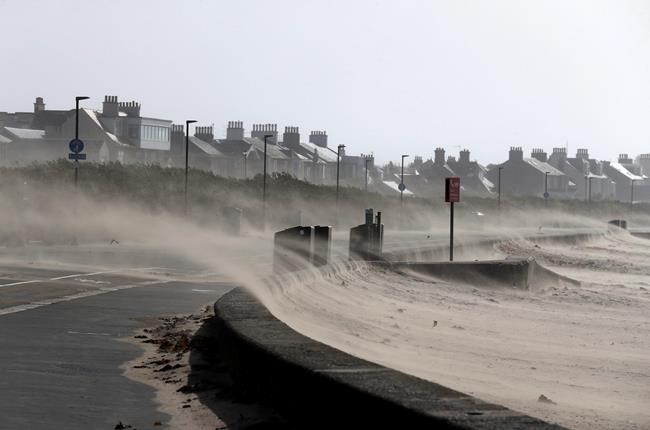 Woman dies after storm blows caravan off cliff in Ireland | iNFOnews.ca