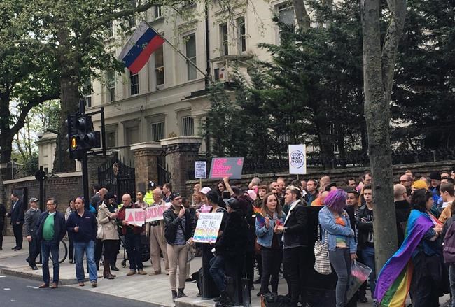 Kremlin: No 'reliable information' on Chechen gay killings | iNFOnews.ca