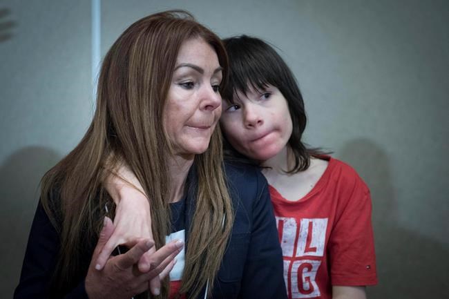 UK changes course, allows epileptic boy to use cannabis oil | iNFOnews.ca
