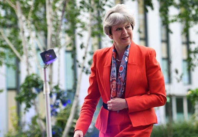 Theresa May, Jeremy Corbyn face tough questions on live TV | iNFOnews.ca Theresa May, Jeremy Corbyn face tough questions on live TV | iNFOnews.ca