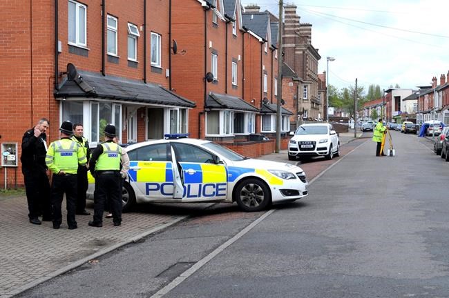 UK police seek motive after car hits 2 men outside mosque | iNFOnews.ca UK police seek motive after car hits 2 men outside mosque | iNFOnews.ca