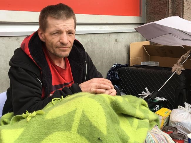 Vancouver homeless man spends final dying hours inside Tim Hortons | iNFOnews.ca