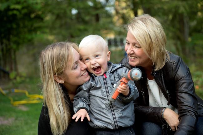 How a patient's 'crazy' request for a new womb made history | iNFOnews.ca CP983828174