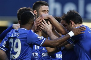 Hazard's hat trick fires Chelsea top of Premier League, Arsenal sinks at Liverpool | iNFOnews.ca CP27126926