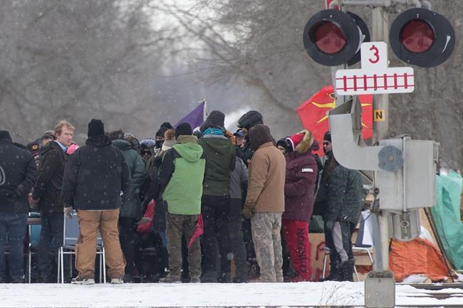 Minister reports 'modest progress' after blockade talks with First Nation | iNFOnews.ca