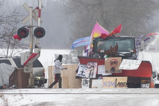 Small business owners demand an end to rail blockades, warn of consequences | iNFOnews.ca