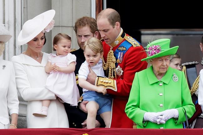 Queen Elizabeth II and family mark 90th birthday with parade | iNFOnews.ca CP610980937