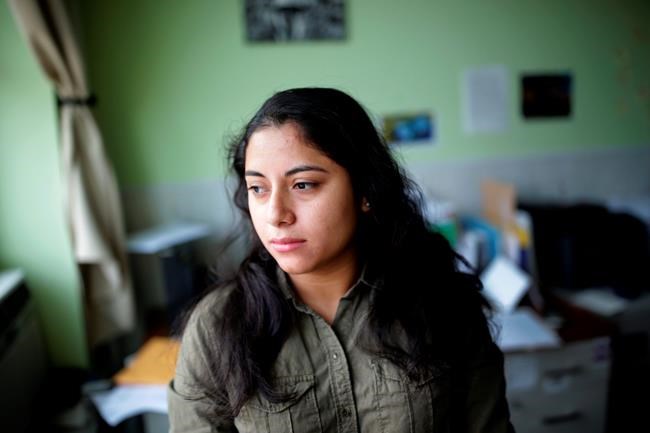 Guatemalan family seeking asylum reunited after suing feds | iNFOnews.ca CP186127564