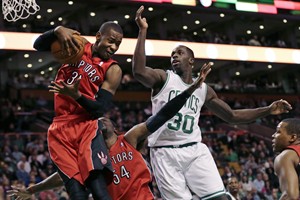 Sullinger's 25 points, 20 boards helps Celtics snap 9-game skid with 88-83 over Raptors | iNFOnews.ca CP26836340