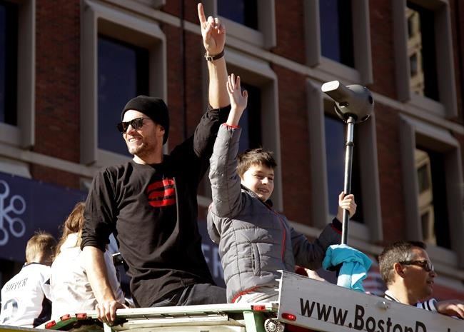 What a (familiar) feeling: Boston fetes Super Bowl winners | iNFOnews.ca