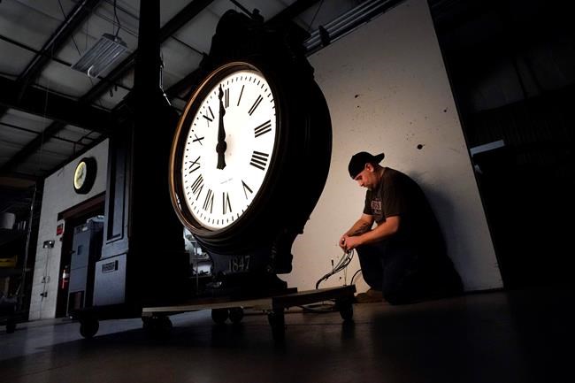 No need to lose sleep over shift to daylight saving time | iNFOnews.ca No need to lose sleep over shift to daylight saving time | iNFOnews.ca