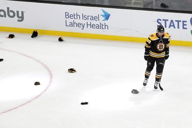 Pastrnak hat trick helps Bruins hold off Jets 5-4 | iNFOnews.ca Pastrnak hat trick helps Bruins hold off Jets 5-4 | iNFOnews.ca
